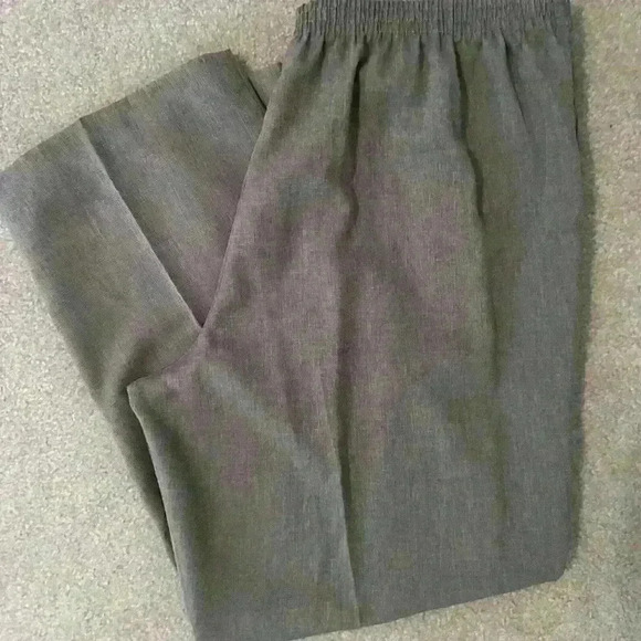 Like New Alfred Dunner Pull on Pants - Picture 1 of 5